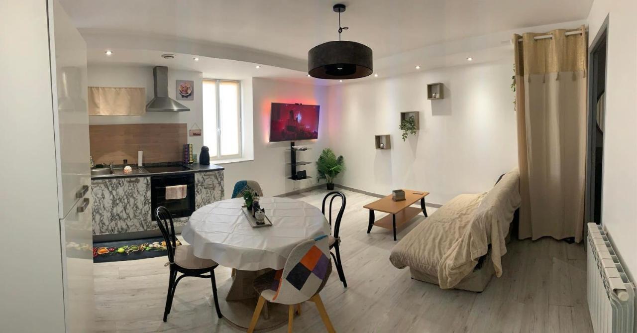 T2 Cosy Matelas 5* / Ecran Plat Qled Mâcon Eksteriør bilde