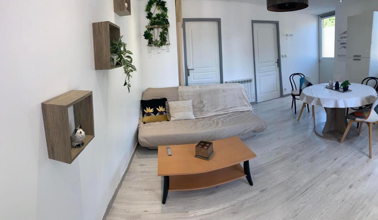 T2 Cosy Matelas 5* / Ecran Plat Qled Mâcon Eksteriør bilde